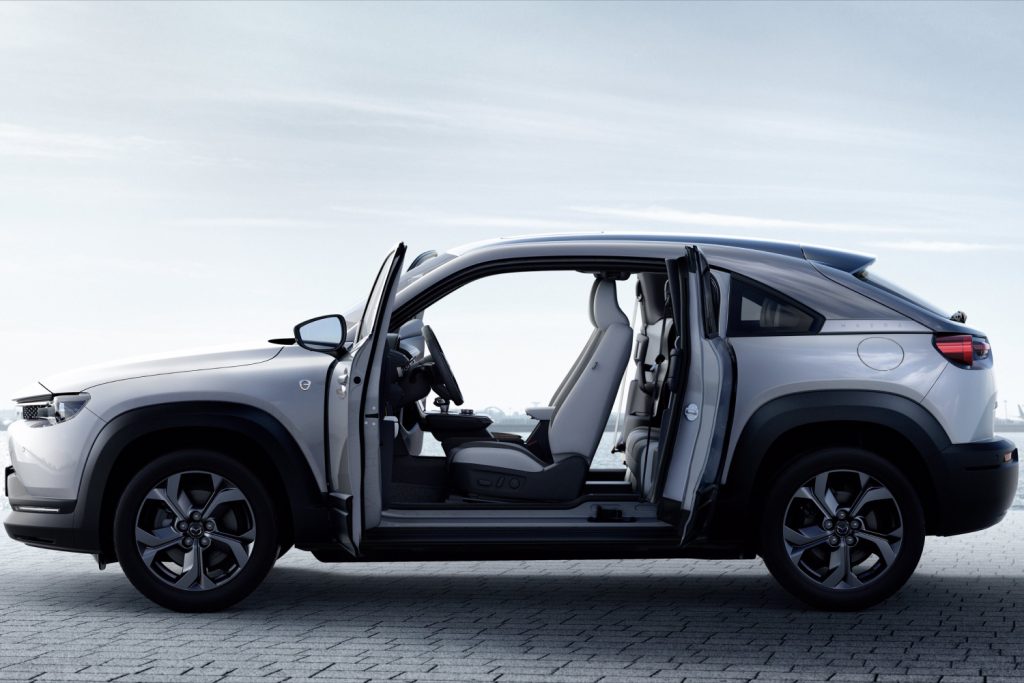 2023_mazda_mx-30_r-ev_global_cm_still_1 2